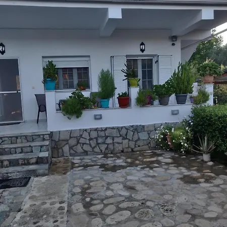 Holiday home Efi's *